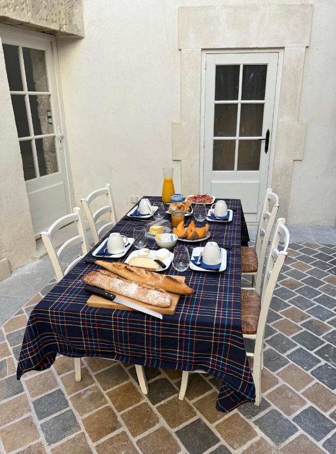Saint-Rémy-de-Provence Le Regardeur Bed & Breakfast エクステリア 写真